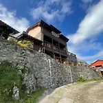 La Xana Chalé *